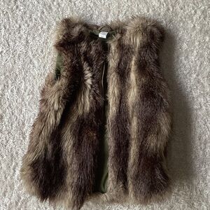 GAP Kids Faux Fur Vest - Brown